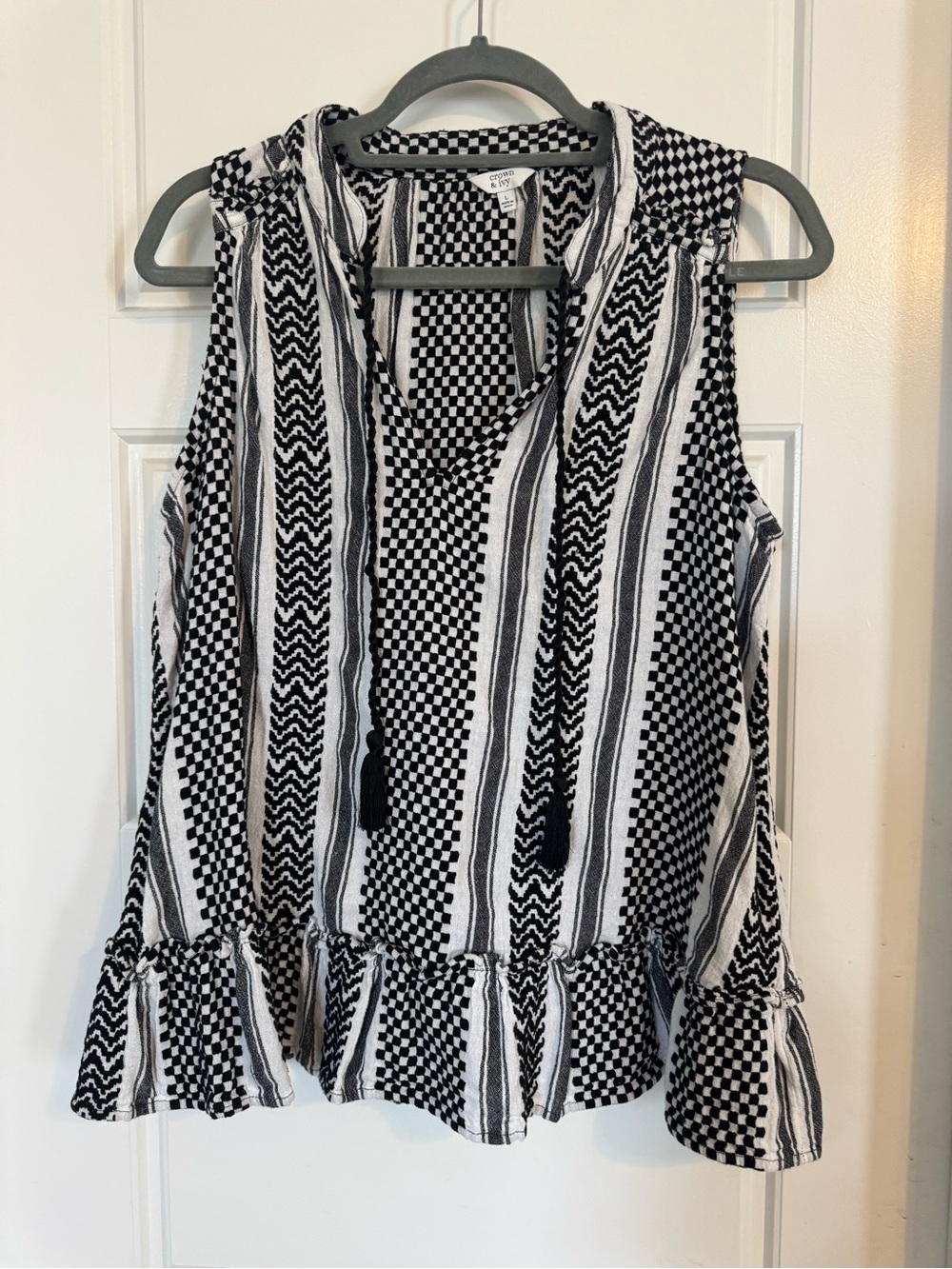 crown & ivy Black and White Striped Tassel V-Neck Camisole